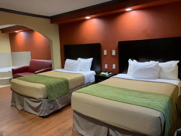 Journey Inn Marion 4